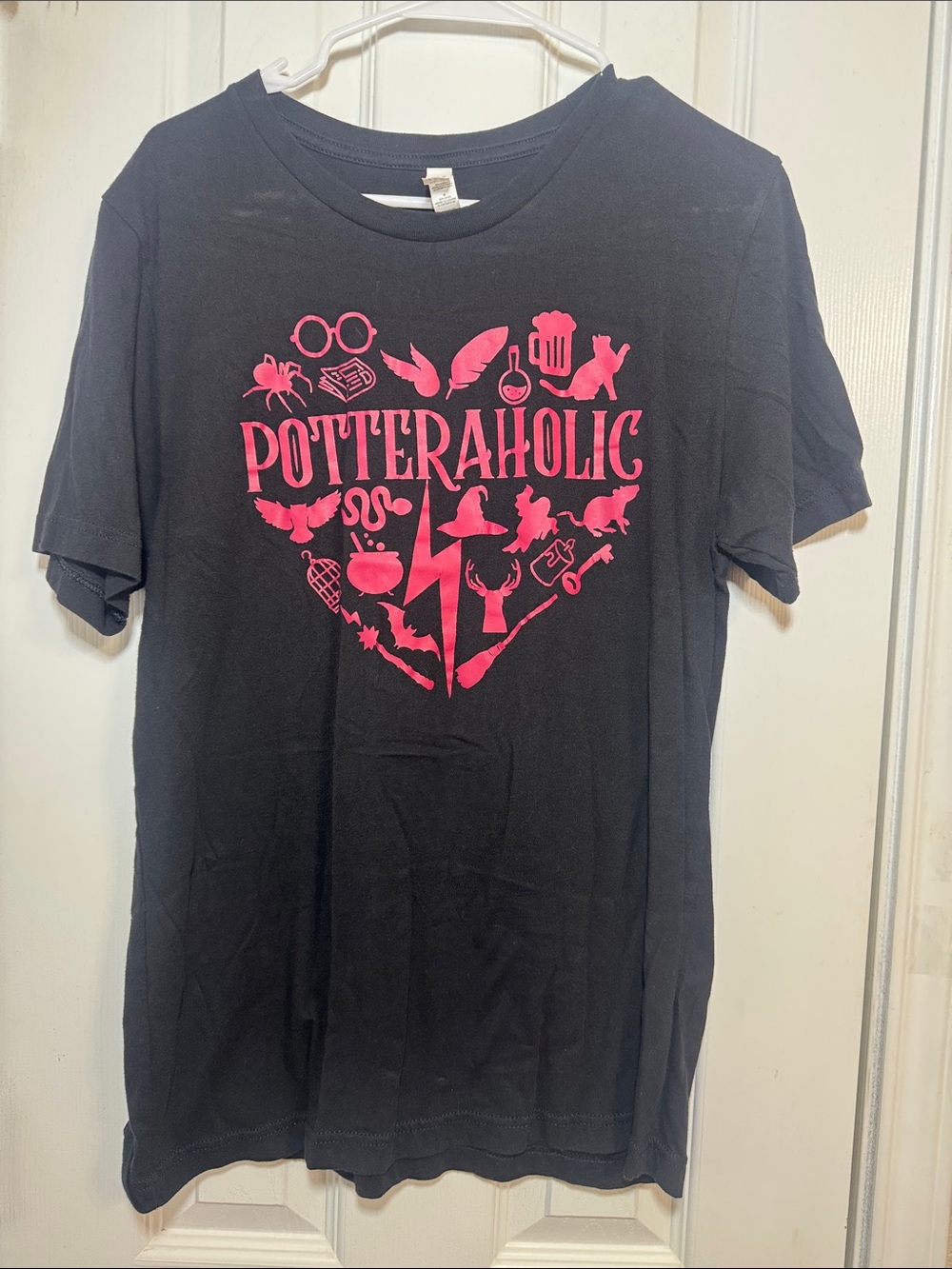 Primark Black Tee with Pink Potteraholic Heart Graphic